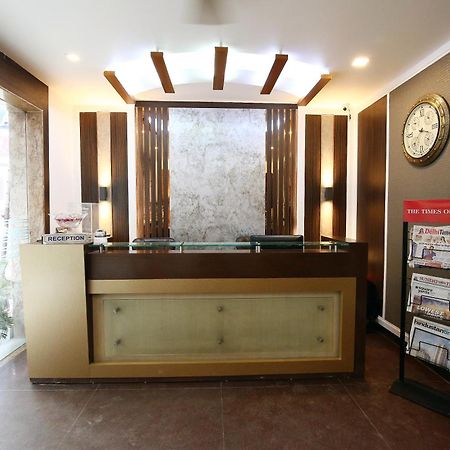 Hotel Opera New Delhi Екстериор снимка